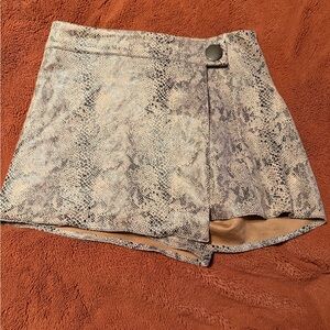 Haute Monde Beige Snakeskin Skort